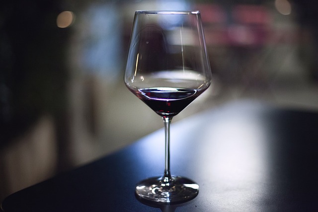 Image of a glass of red wine.